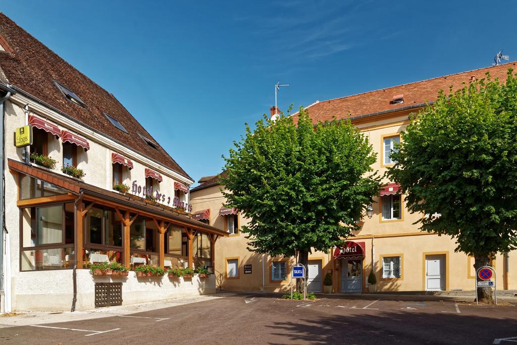 Logis Des Trois Maures Hotel Couches Exterior photo